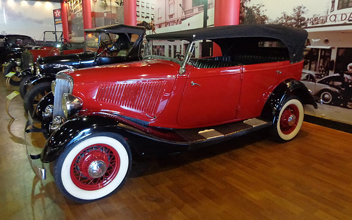 Museu do Automóvel - Curitiba Museu do Automóvel - Curitiba
