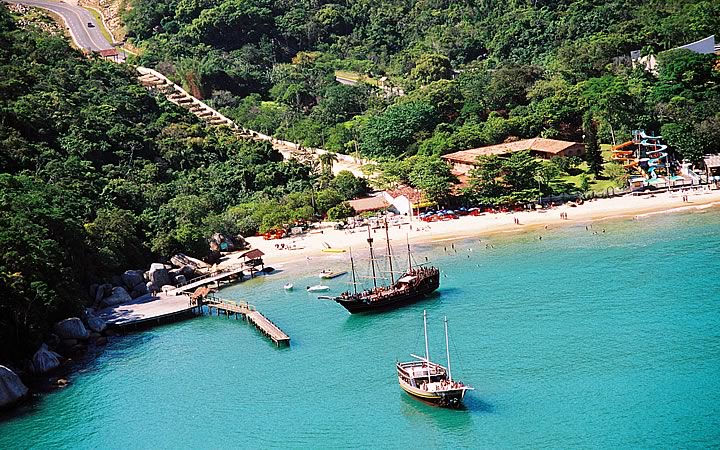 Praia dos Amores - Região dos lagos Praia dos Amores - Região dos lagos