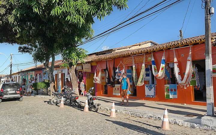 Rua Mucugê - Arraial d' Ajuda Rua Mucugê - Arraial d' Ajuda