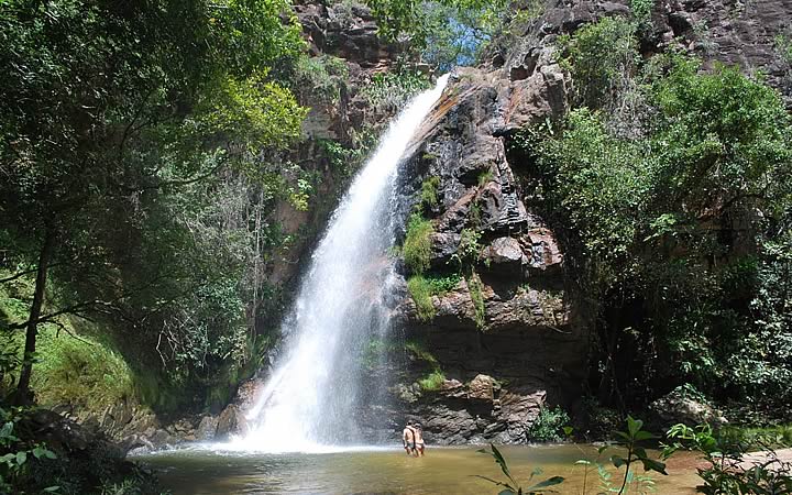 Cachoeira das andorinhas em Chapada dos Guimarães