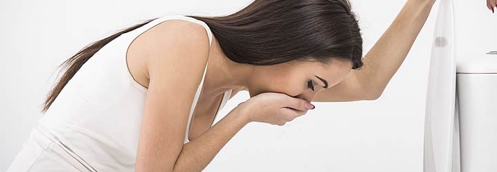 Mulher enjoada - Como evitar o enjoo durante a viagem Mulher enjoada - Como evitar o enjoo durante a viagem
