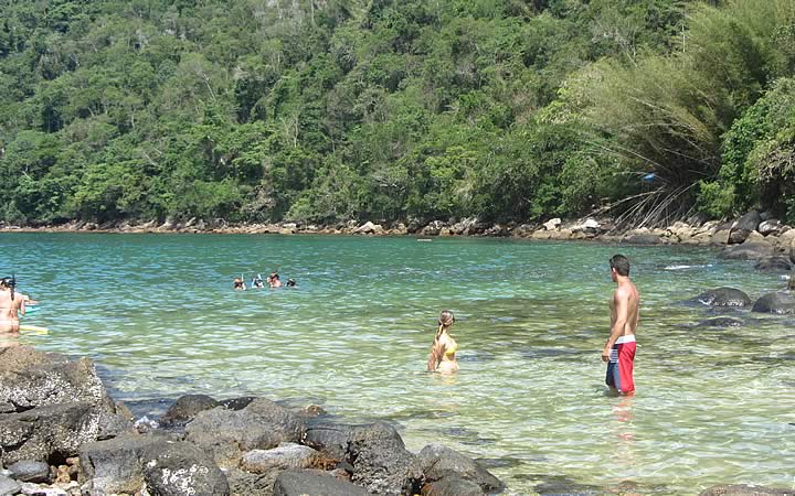 Praia Araçatiba em Ilha Grande Praia Araçatiba em Ilha Grande