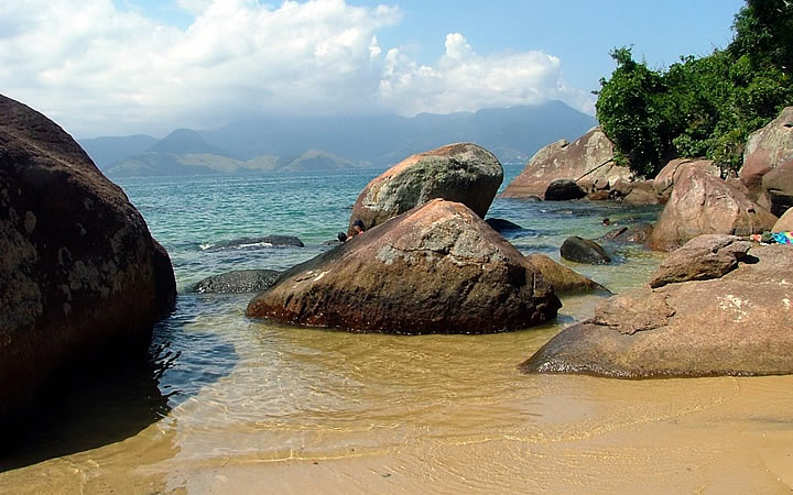 Praia da Feiticeira em Ilha Grande Praia da Feiticeira em Ilha Grande