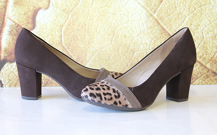 Sapatos de salto alto - Coisas que pode levar no avião Sapatos de salto alto - Coisas que pode levar no avião