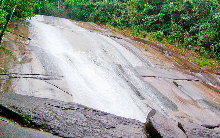 Cachoeira de Santa Clara em Visconde de Mauá Cachoeira de Santa Clara em Visconde de Mauá