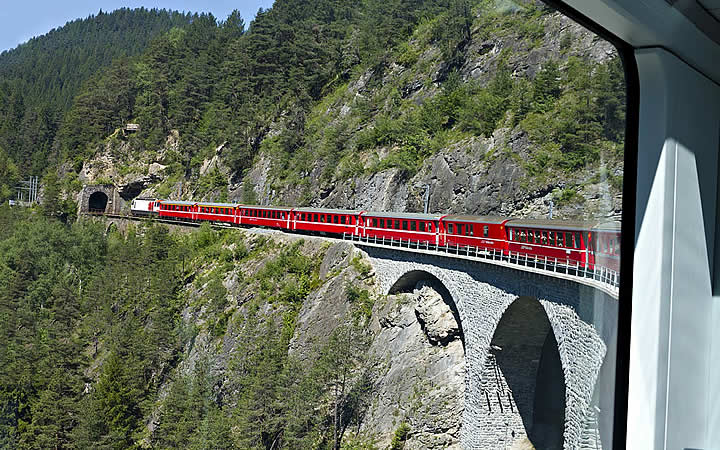 Trem Glacier Express - Dicas de Passeio de Trem na Suíça Trem Glacier Express - Dicas de Passeio de Trem na Suíça