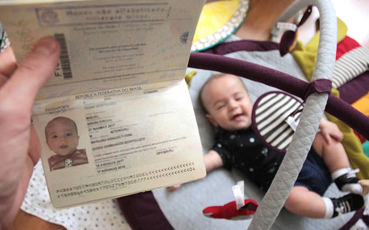 Documentação da Criança ou Bebê - Viajar com crianças em avião Documentação da Criança ou Bebê - Viajar com crianças em avião