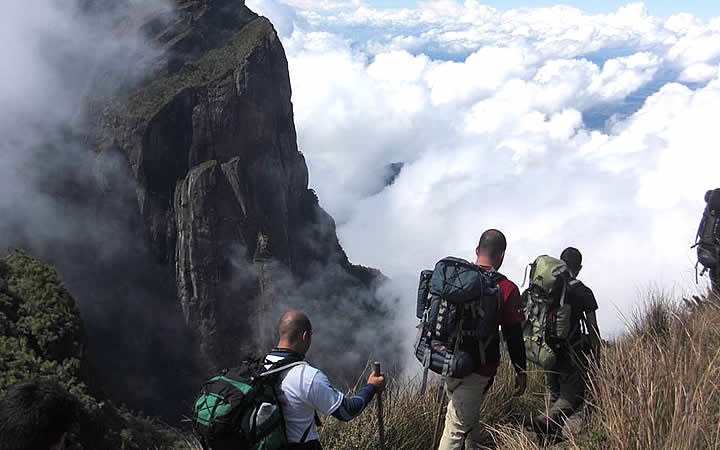 Travessia Petrópolis x Teresópolis Travessia Petrópolis x Teresópolis
