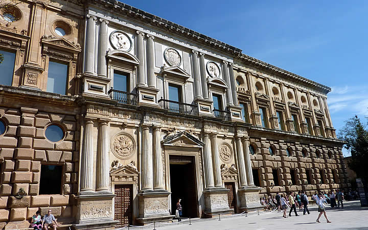 Palácio de Carlos V em Granada