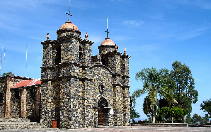 Templo del cerro de la reyna em Tonala