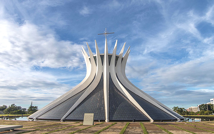 Catedral Metropolitana Nossa Senhora Aparecida - Brasília Catedral Metropolitana Nossa Senhora Aparecida - Brasília