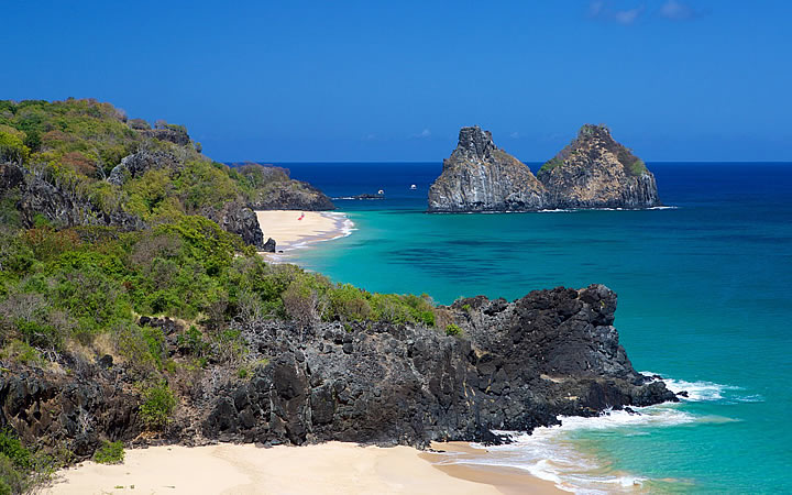 Fernando de Noronha – Morro dos Dois Irmãos Fernando de Noronha – Morro dos Dois Irmãos