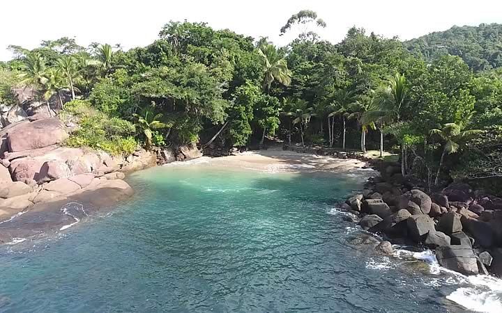 Prainha do Félix ou Português em Ubatuba Prainha do Félix ou Português em Ubatuba