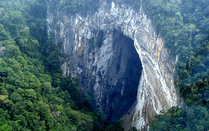 Gruta da Casa de Pedra em Petar SP Gruta da Casa de Pedra em Petar SP