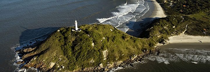 Farol das Conchas na Ilha do Mel Farol das Conchas na Ilha do Mel