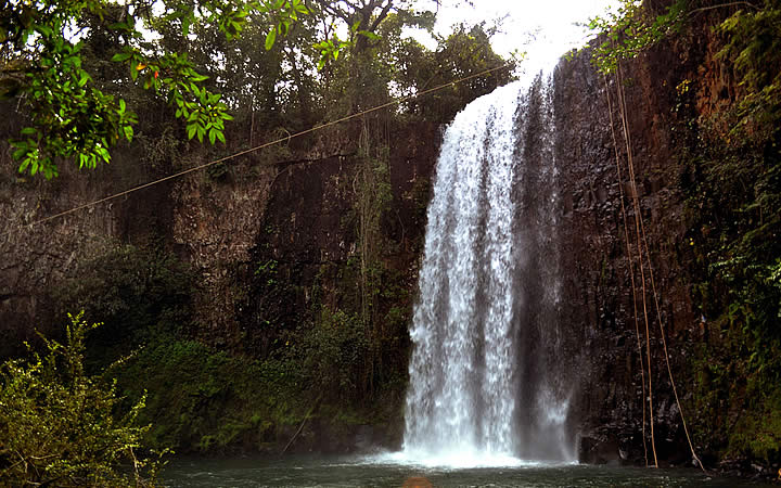 Cachoeira do Britador em Uberlândia Cachoeira do Britador em Uberlândia