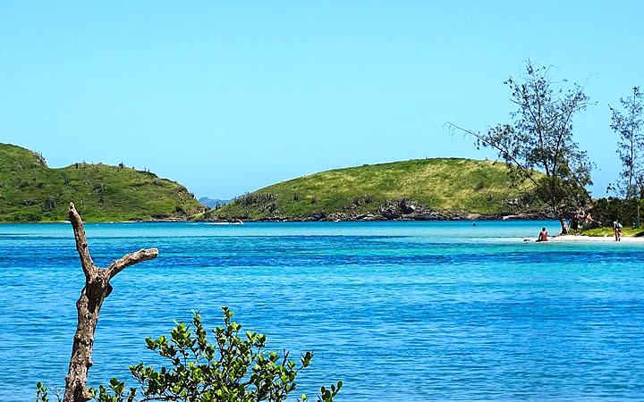 Mar e a Ilha do Japonês em Cabo Frio Mar e a Ilha do Japonês em Cabo Frio