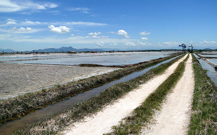 Salinas de Praia Seca em Araruama Salinas de Praia Seca em Araruama