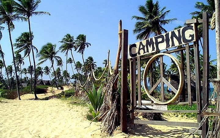 Entrada do Acampamento na comunidade hippie Entrada do Acampamento na comunidade hippie