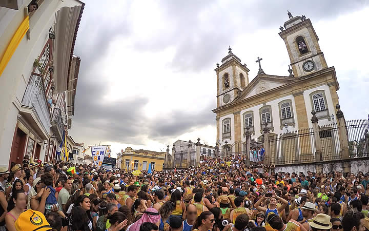 Pessoas curtindo o Bloco cambalhota em São João del Rei Pessoas curtindo o Bloco cambalhota em São João del Rei