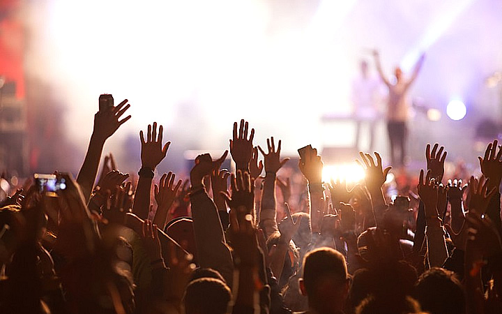 Pessoas no show do Lollapalooza Pessoas no show do Lollapalooza