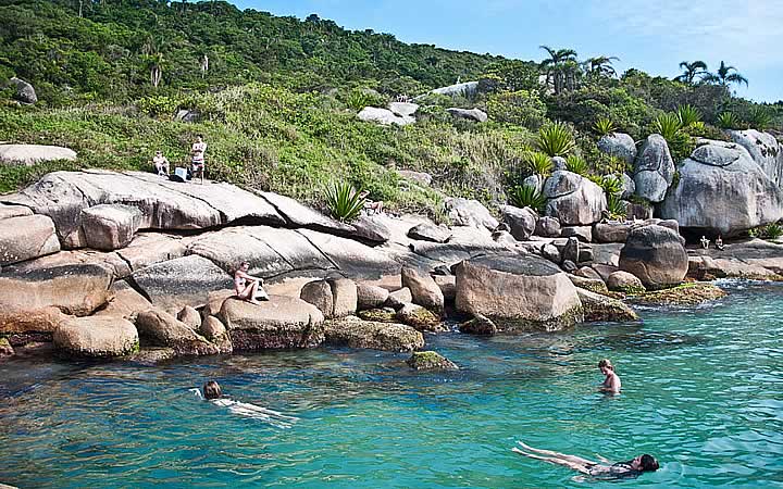 Piscina natural em Barra da Lagoa – Santa Catarina Piscina natural em Barra da Lagoa – Santa Catarina