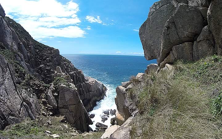 Trilha da Praia do Ouvidor Trilha da Praia do Ouvidor