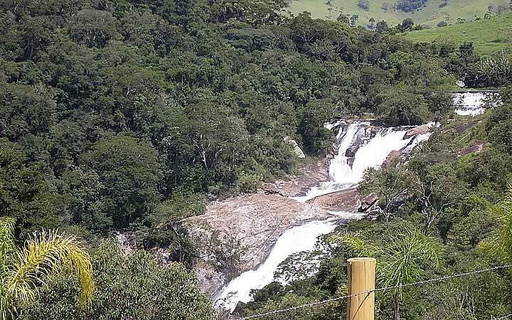 Vista aérea da Cachoeira do Pimenta Vista aérea da Cachoeira do Pimenta