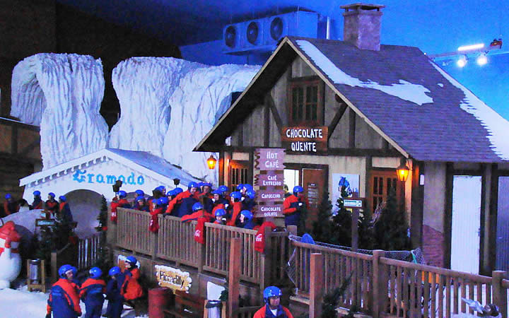 Cabana do Chocolate quente na Snowland Cabana do Chocolate quente na Snowland