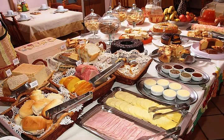 Café da manhã na Pousada das Missões
