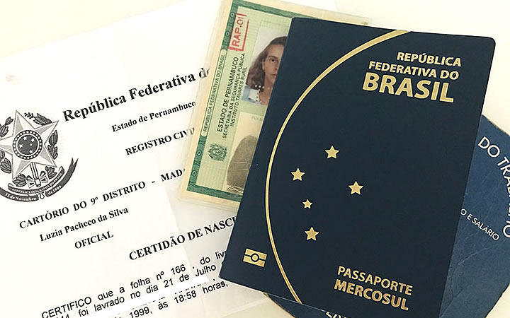 Documentos - Passaporte - RG - Certidão Documentos - Passaporte - RG - Certidão