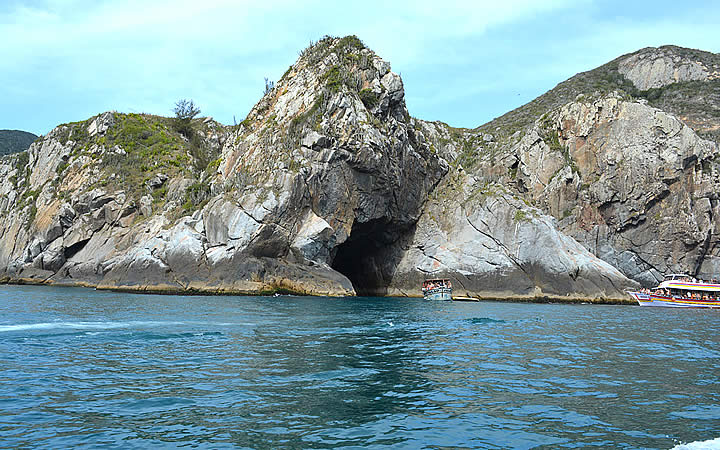 Entrada da Gruta Azul em Arraial do Cabo Entrada da Gruta Azul em Arraial do Cabo