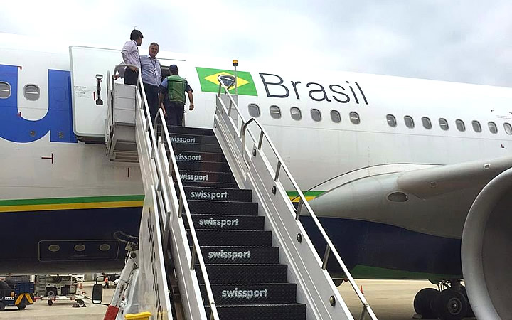 Escadaria para subir no avião Escadaria para subir no avião