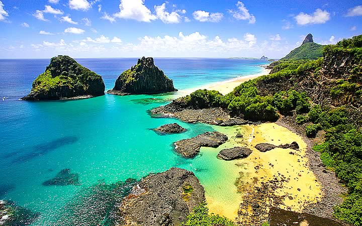 Morro Dois Irmãos em Fernando De Noronha Morro Dois Irmãos em Fernando De Noronha