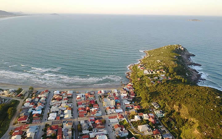 Praia de Itapirubá em Imbituba Praia de Itapirubá em Imbituba