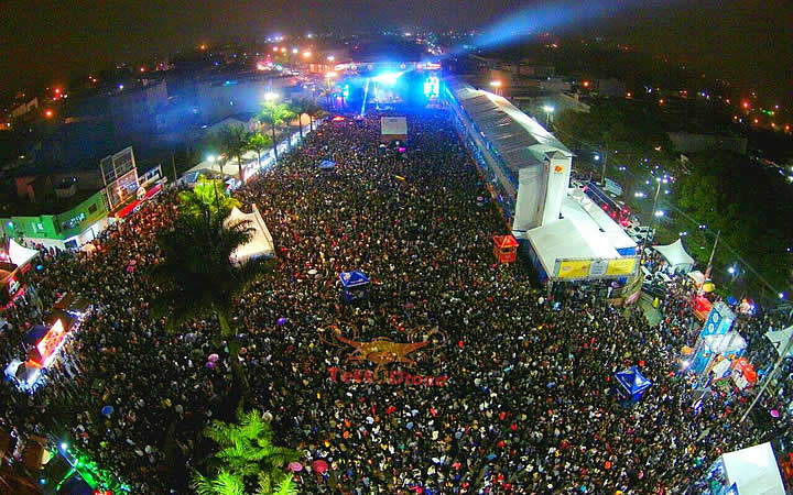 Show na Praça Mestre Dominguinhos em Garanhuns Show na Praça Mestre Dominguinhos em Garanhuns