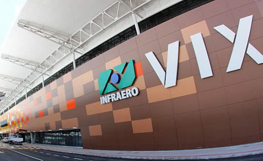 Fachada do aeroporto de Vitória