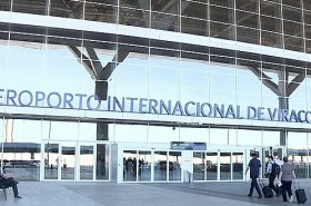Fachada do aeroporto internacional de Viracopos