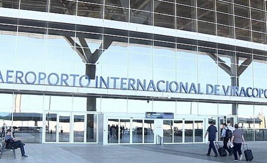 Fachada do aeroporto internacional de Viracopos
