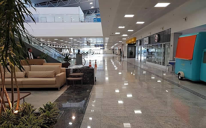 Interior do Aeroporto VIX Interior do Aeroporto VIX