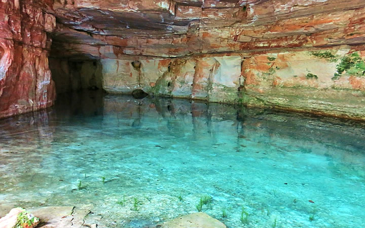 Lagoa Azul - Chapada dos Guimarães Lagoa Azul - Chapada dos Guimarães