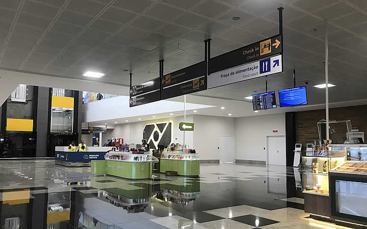 Patio no aeroporto de Vitória Patio no aeroporto de Vitória