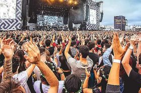 Pessoas no festival Lolapalooza