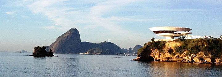 Vista para o MAC em Niterói Vista para o MAC em Niterói