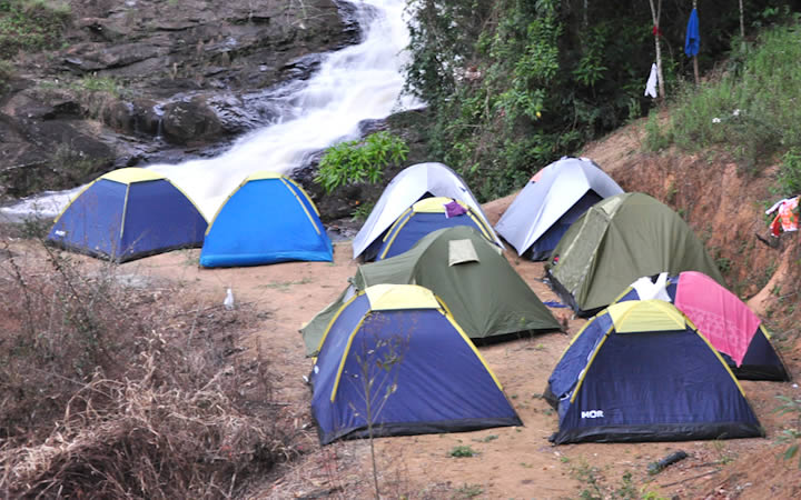 Camping próximo ao Rio das Pedras Camping próximo ao Rio das Pedras