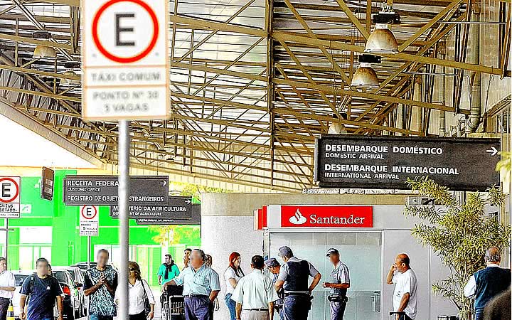 Entrada do Aeroporto Viracopos Entrada do Aeroporto Viracopos