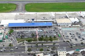 Estacionamento do aeroporto Estacionamento do aeroporto