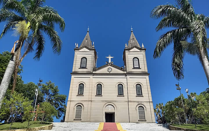 Igreja Matriz do Senhor Bom Jesus Igreja Matriz do Senhor Bom Jesus