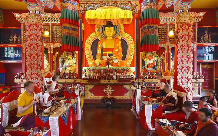 Interior do templo Odsal Ling Interior do templo Odsal Ling