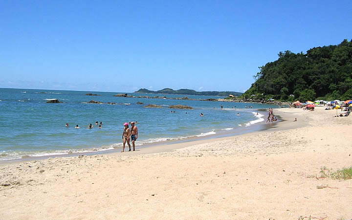 Pessoas na Praia do Lucas Pessoas na Praia do Lucas